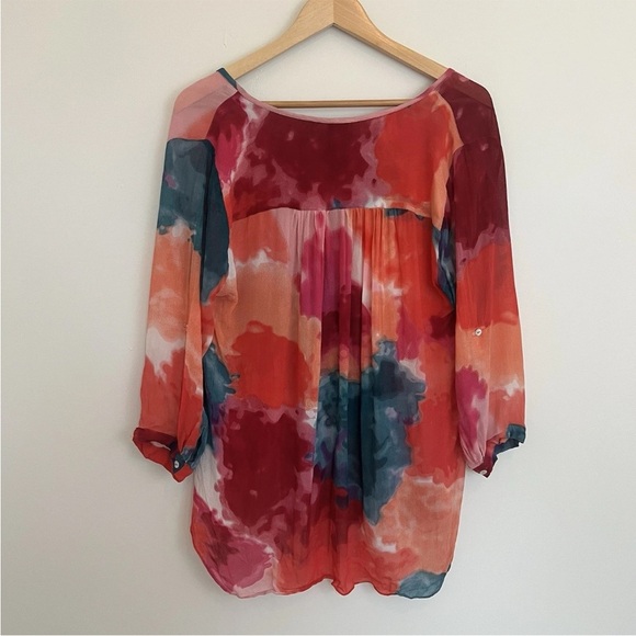 Red and Pink Pleated 3/4 Sleeve Blouse - Picture 6 of 10